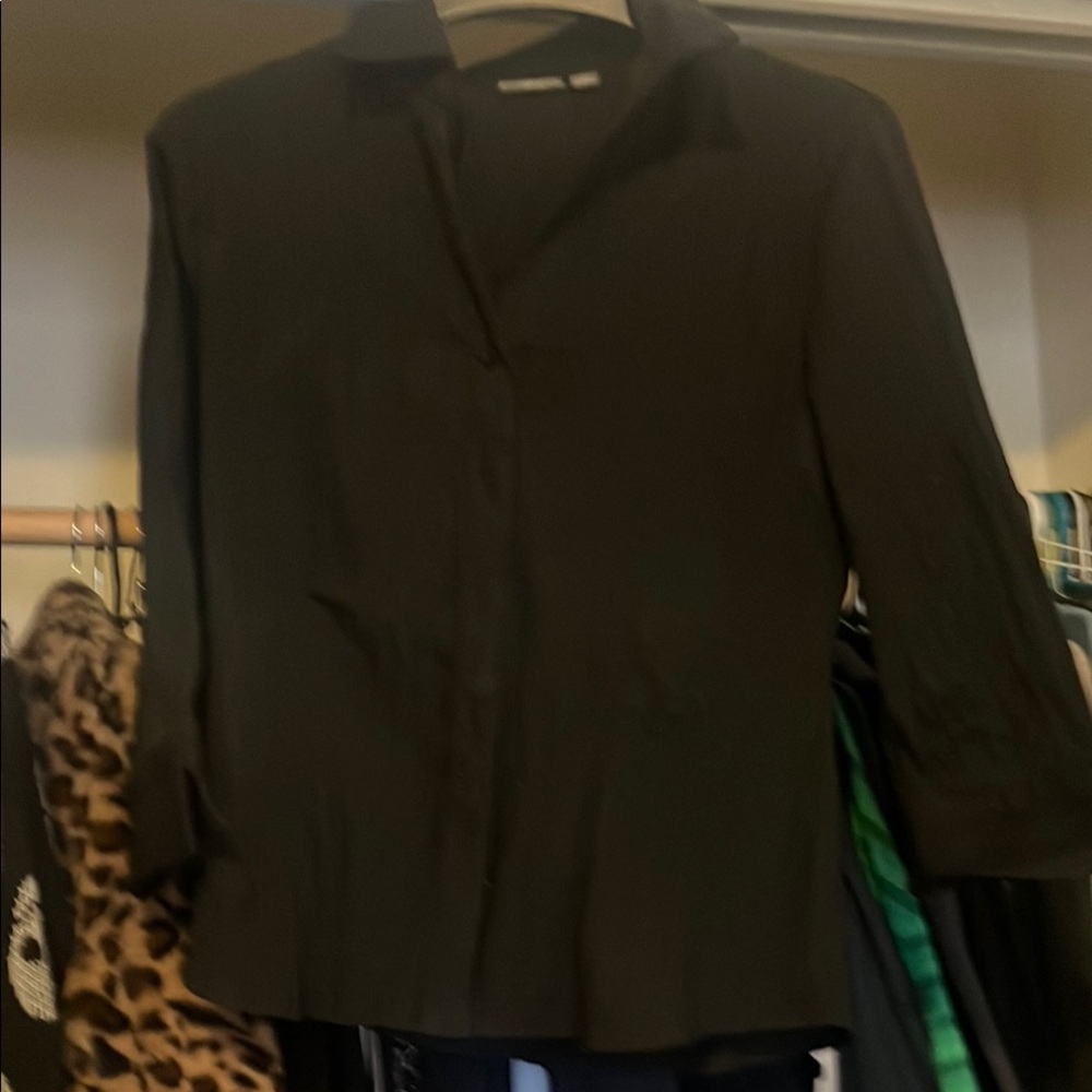 Chic Black Collared Blouse